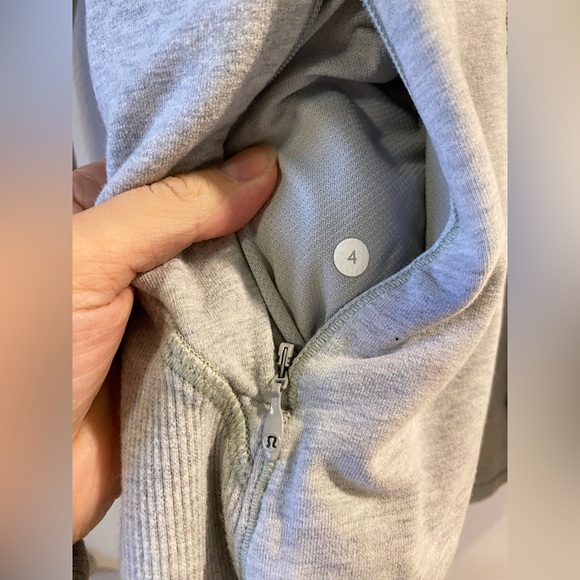 Lululemon zip up - Picture 4 of 8